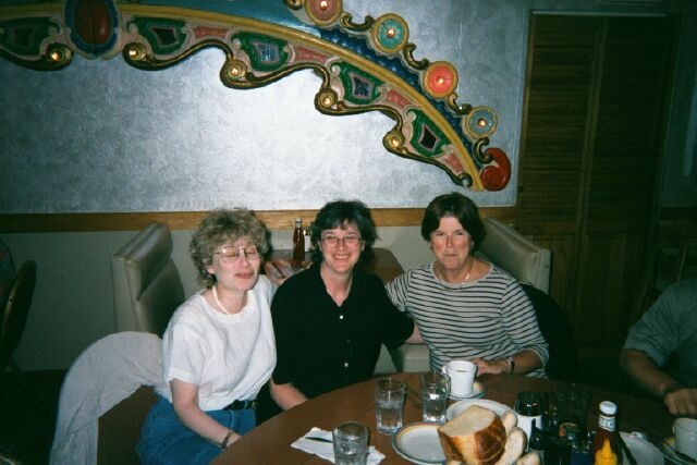 Jane Reinsberg, Bonita Friedberg and Susan Baum.